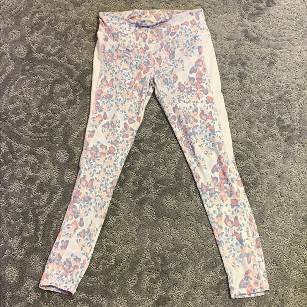 athletic leggings
